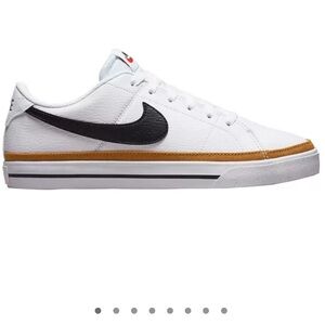 Nike Court Legacy Sneakers